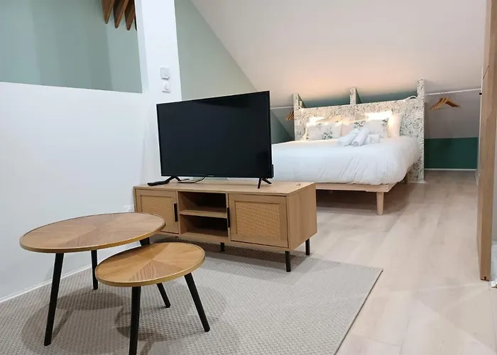 #seasons. 2' From Av Champagne. Design Cocoonig. New Épernay