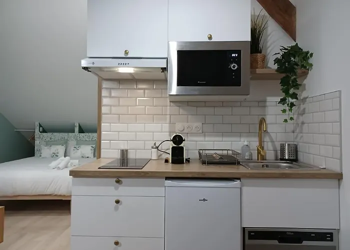 #seasons. 2' From Av Champagne. Design Cocoonig. New Épernay